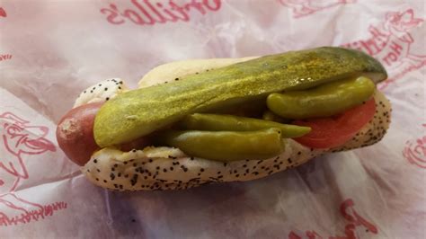 Famous Chicago Foods & Best Restaurants to Try Them (From a Local ...