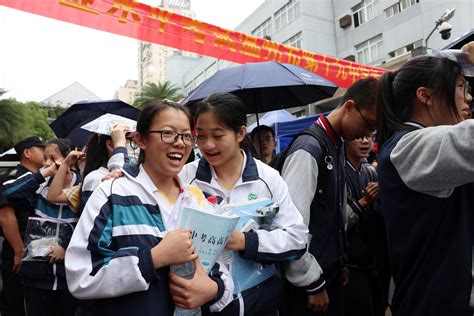 全省设15个考区、5000余个考场 2021年湖南省公务员招考笔试有序开考 - 风向标 - 新湖南