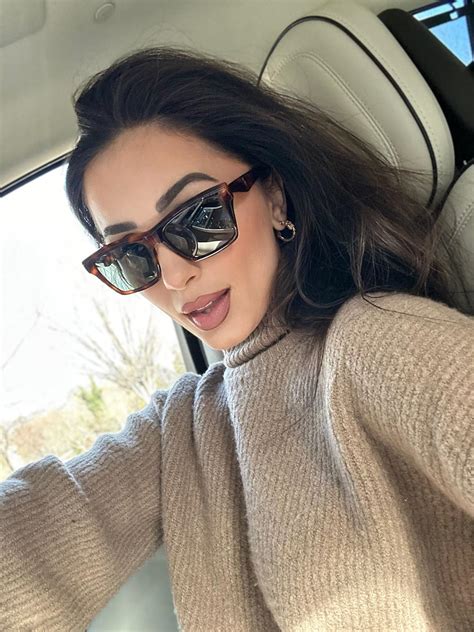 Bia Duka's Amazon Page