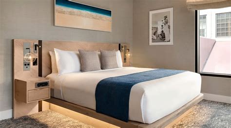 SEASIDE HOTEL VANCOUVER (North Vancouver) - Hotel Reviews, Photos, Rate ...