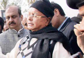 Lalu meets Sonia, regrets breakdown in alliance with Congress | Page ...
