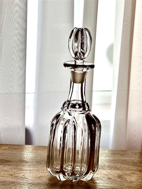 19th Century Heavy Lead Crystal Decanter – Circa 1845 – Fluted Neck & Hobnail Design (31.5 Cm ...