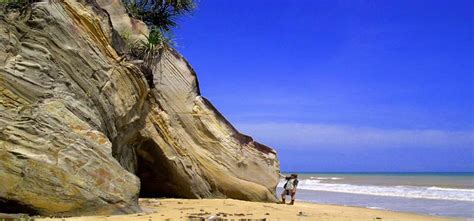 Meragang Beach, Meragang Beach Brunei Holiday Travel Lodging