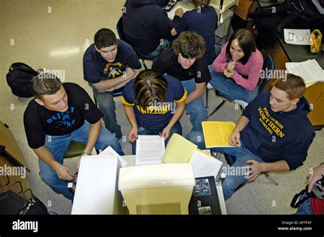 High School Work Computer 的图像结果