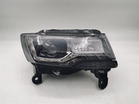 JEEP GRAND CHEROKEE WK2 2013-2019 R.H.S HEADLIGHT ASSEMBLY - Australia ...