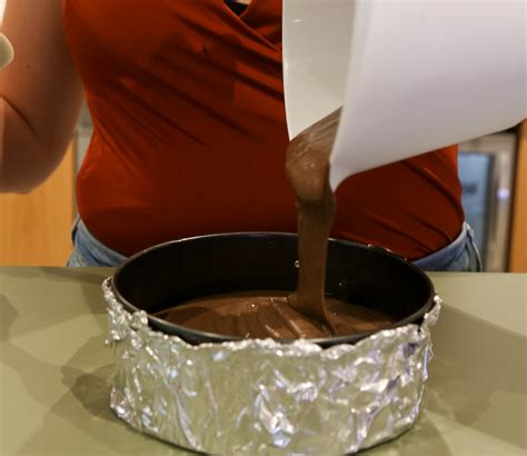 How to Open a Springform Pan 的图像结果