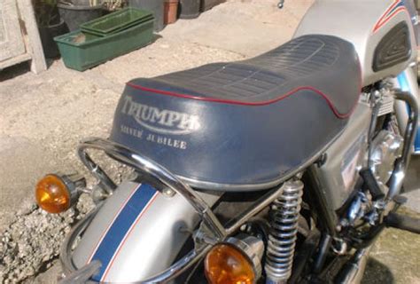 Triumph Bonneville 750cc Silver Jubilee 1977 | BRITISH Only Austria ...