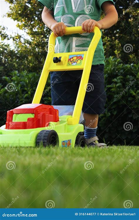 Childrens Riding Mower