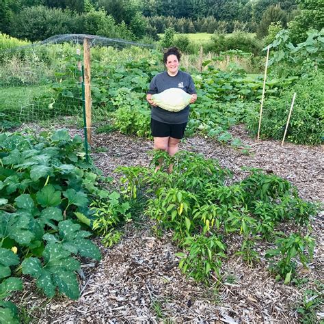 Gardening While Pregnant – Homestead Mamas