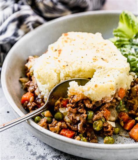 27 Classic Casserole Recipes From the Good Old Days - Happy Muncher