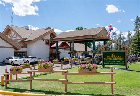 Banff Rocky Mountain Resort, Improvement District No. 9 - 2026 Prices ...