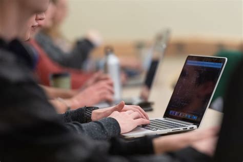 Computer Technology Major 的图像结果