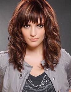 Wavy Medium Hairstyles With Bangs by Curly Hair With Bangs Hairstylo Wavy Medium Hairstyles With Bangs