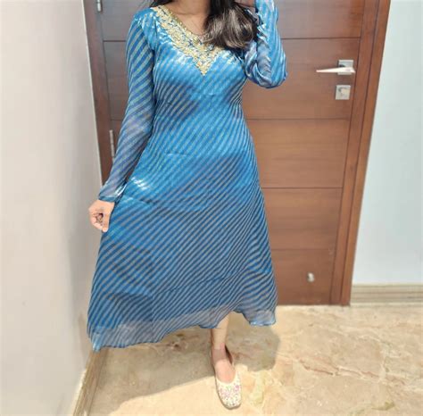 Authentic Indian Ethnic Wear for Women | Aarral.in