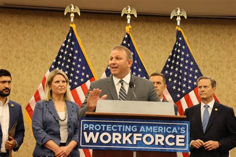 Updates: VA Collective Bargaining Termination | National Federation of Federal Employees