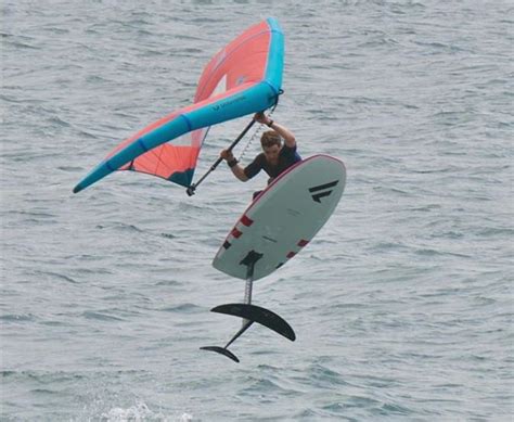 Wind Foiling 的图像结果