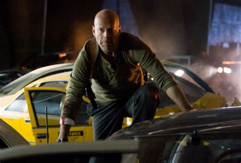 Movies & Filmmakers Always Get These 8 Things Wrong About Guns & Gunfights