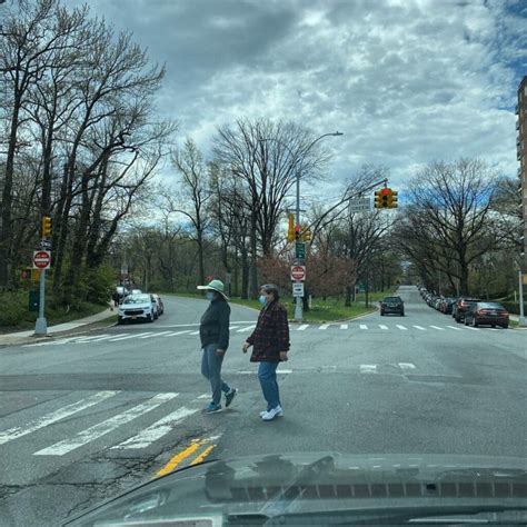 Bronx Neighborhoods Guide: Map, Best And Safe Neighborhoods - Bklyn Designs