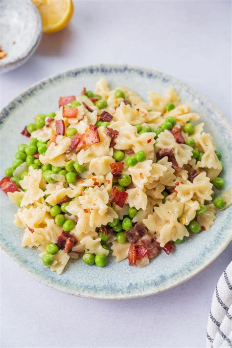Bacon and Pea Pasta - Everyday Delicious