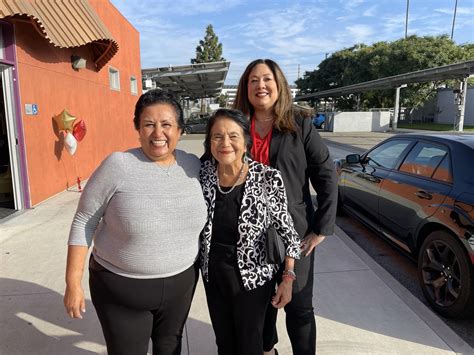 Dolores Huerta Visits Lennox – Photos – Lennox School District