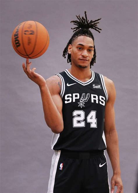 Devin Vassell agrees to contract extension with San Antonio Spurs
