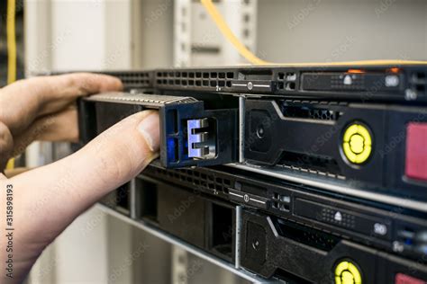 Computer Database Server 的图像结果