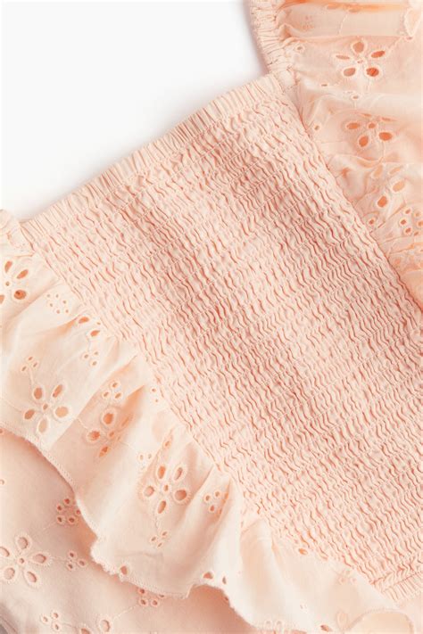 Cropped broderie anglaise blouse - Powder pink - Ladies | H&M IN