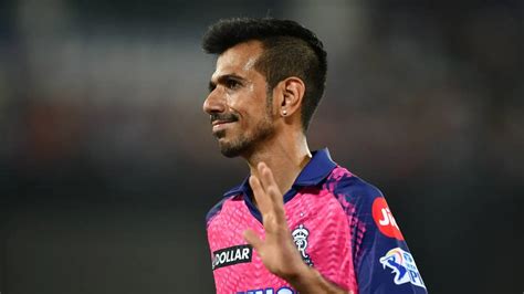 "Moye Moye": Yuzvendra Chahal trolls RCB bowling lineup for IPL 2024 ...