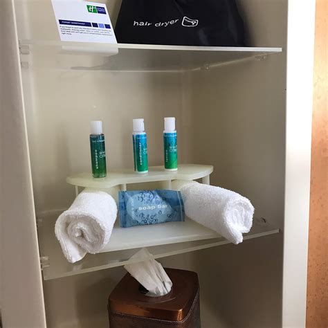 THE Q HOTEL & SUITES (Springfield) - Hotel Reviews & Photos - Tripadvisor