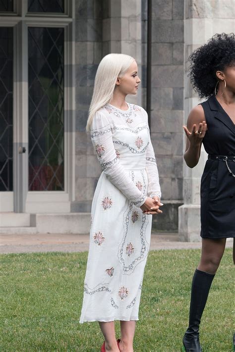 Dove Cameron Project Runway 16.05 Episode September 14, 2017 – Star Style