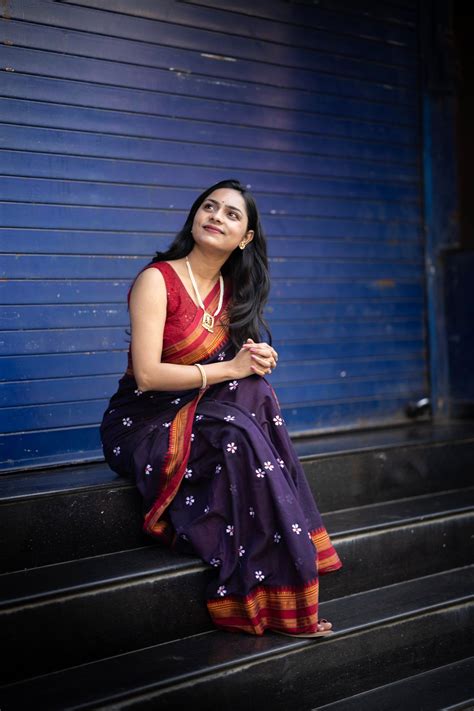 Blue Narayanpeth Sadafuli Saree – Styled By Apra