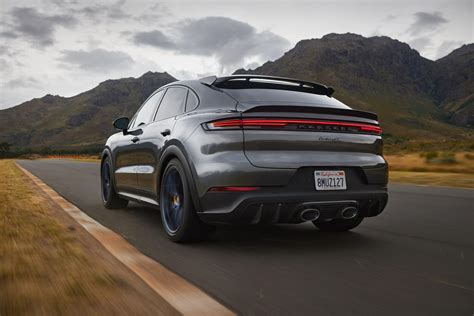 2024 Porsche Cayenne: Overhauled SUV flagship revealed | CarExpert