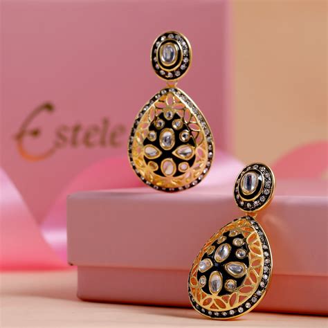 Buy Handcrafted Kundan Drop Earrings Online – Estele
