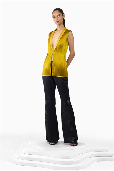 Womenswear – Rimzim Dadu