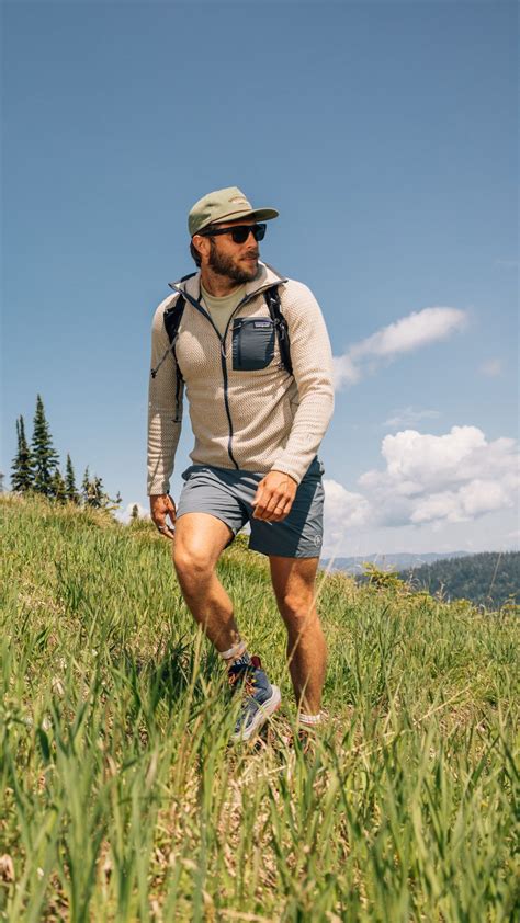 Men's Hiking Clothing | Men hiking, Hiking outfit men, Hiking outfit