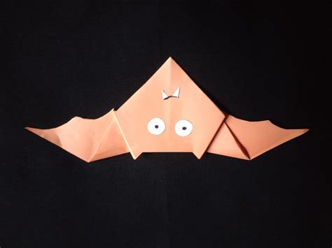 Origami Bat Tutorial 的图像结果