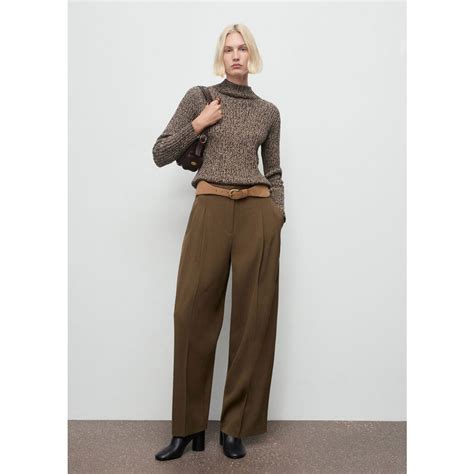 セーター .-- SALTY （ダークブラウン） -MANGO - マンゴ公式オンラインストア