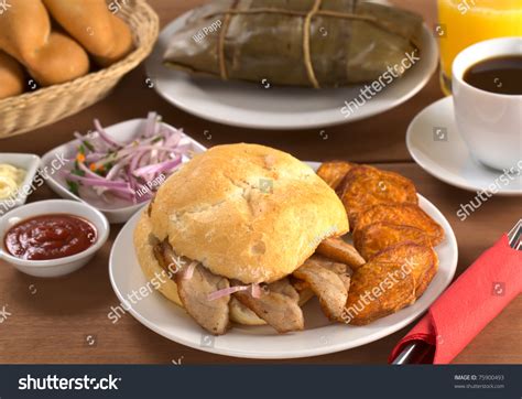 Pan Con Chicharron Peruano