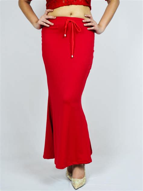 Buy Sarees, Blouses and Dresses Online | Sundarii Fashion Brand