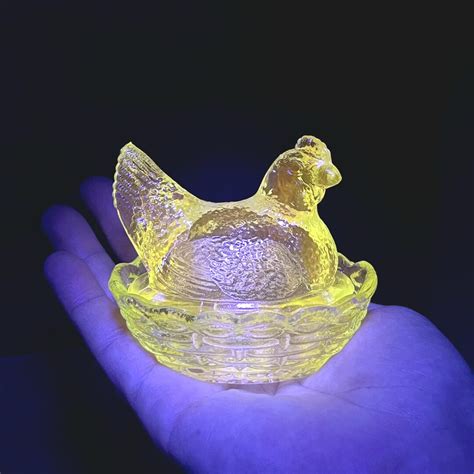 Vaseline Uranium Glass Glow Hen on Nest Chicken Candy Dish - Vintage ...