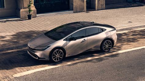 Toyota Prius Tires | Sizes & Specs | Lionhart Tires