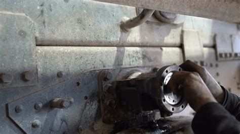 Image result for Leaf Spring Suspension Working Animation