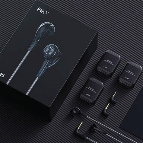 FiiO EM5 Flagship Earbuds Online - Headphone Zone
