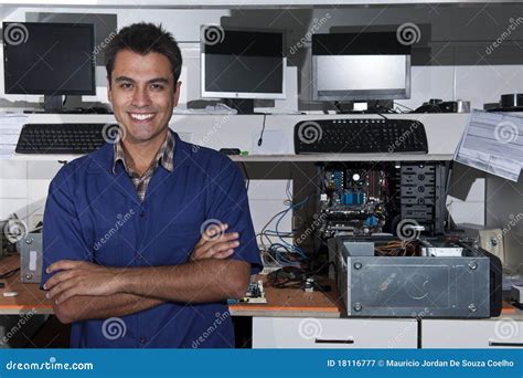 Computer Repair Business Stock 的图像结果