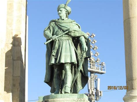 Another wonderful statue - Reviews, Photos - Statue of Imre Thokoly ...