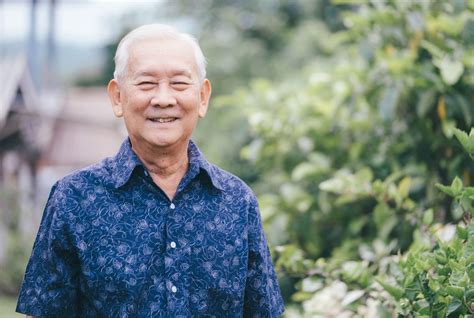 The Average Age For Cataract Surgery | Best Cataract Surgeons