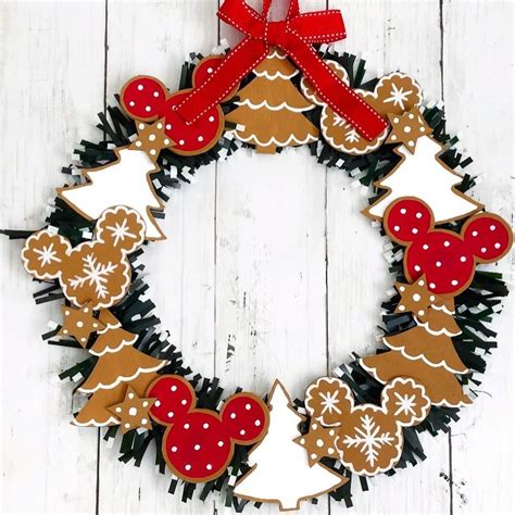 Disney christmas wreath – Artofit