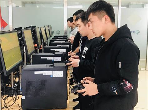 哈尔滨无人机迎来首考 考试通过率高达90%-搜狐