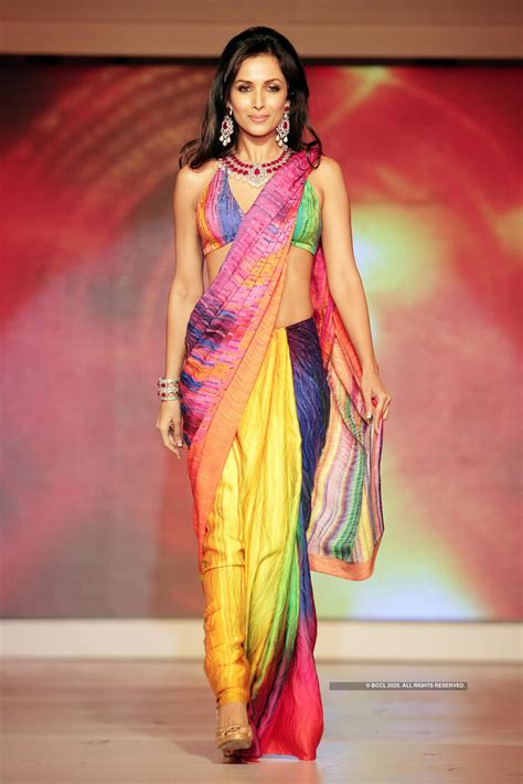 India's iconic fashion designer Satya Paul dies at 79- The Etimes ...