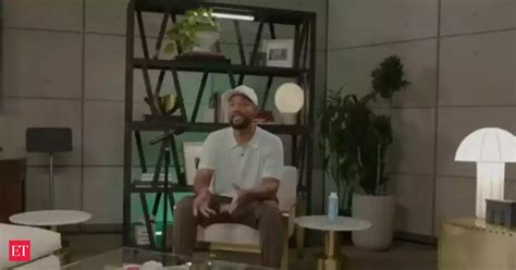 will smith: Watch as Will Smith freaks out over huge spider in his ...